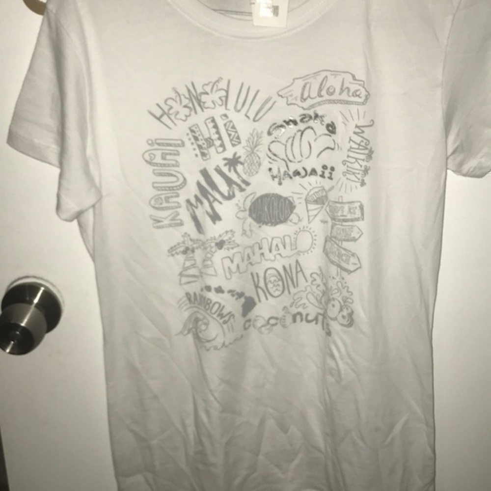 Island Girl graphic t-shirt